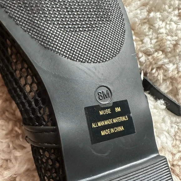 Black Mesh Women's Ballet Flats - Picture 3 of 3